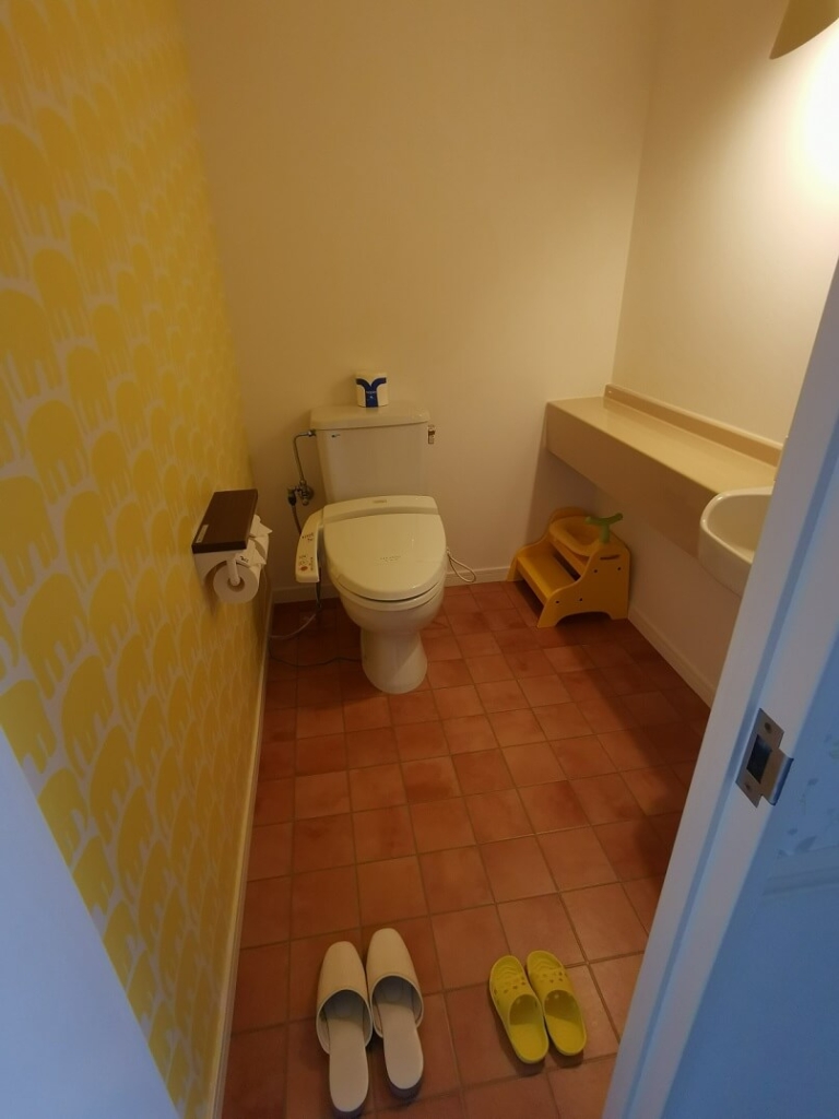 3世代ベビールームのトイレ